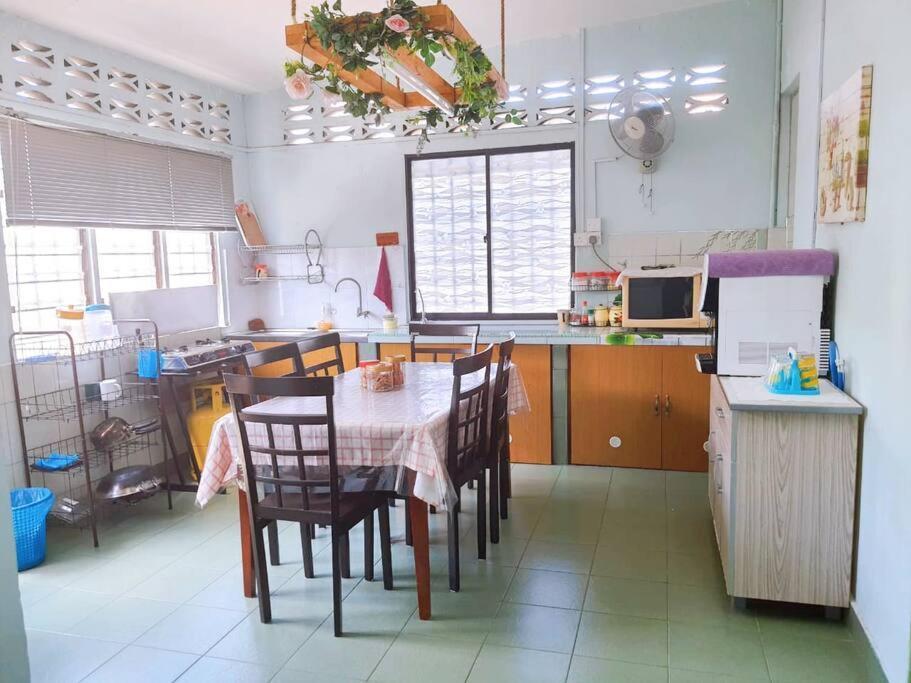 Syukur Homestay איפוה מראה חיצוני תמונה