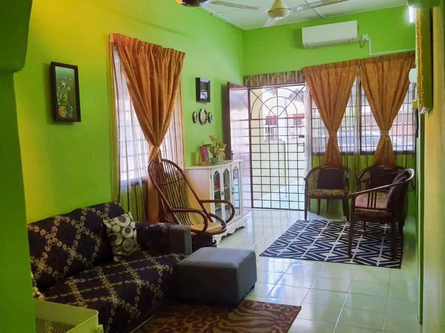 Syukur Homestay איפוה מראה חיצוני תמונה
